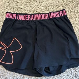 Under armour shorts size small